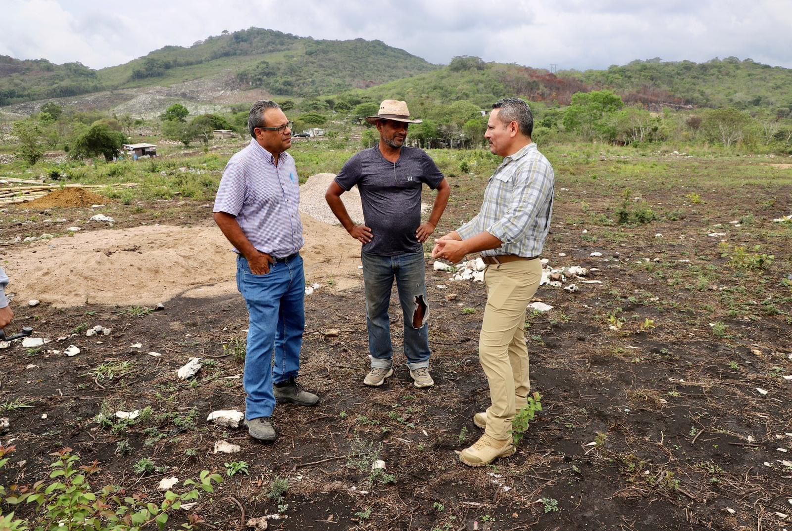 Supervisa Helmer Ferras proyecto de Comunidades Sostenibles en San Fernando